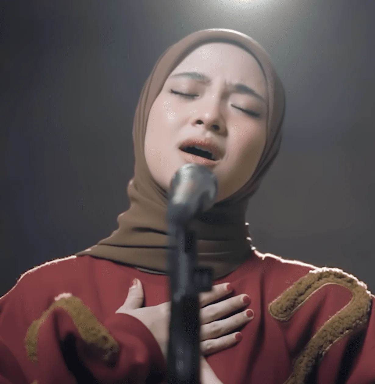 Viral Kembali Di Kalangan Musik Religi, Lagu “Sajadah Merah” Berhasil Mendapatkan Atensi Dari Publik Berkat Nissa Sabyan